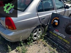 Accent Admire Sağ Arka Çamurluk Orjinal Çıkma