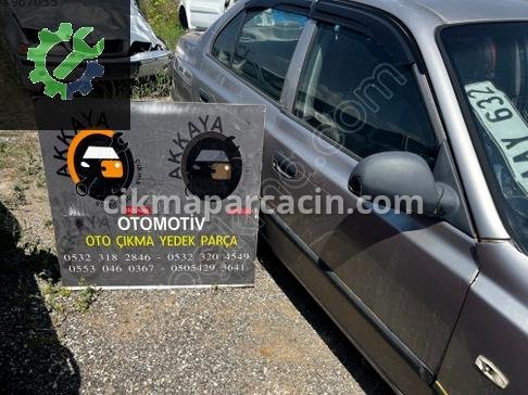 Hyundai Accent Sağ Ön Kapı çıkma parça