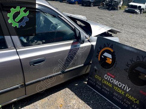 Hyundai Accent Sağ Ön Kapı çıkma parça