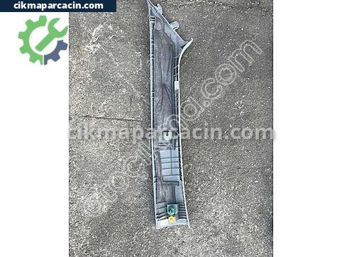 Hyundai Accent Ön Cam çıkma parça