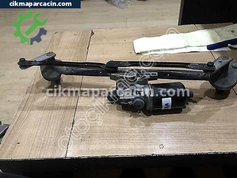 Hyundai Accent Ön Silecek Motoru çıkma parça
