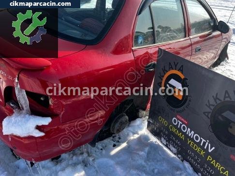 Hyundai Accent Sağ Arka Çamurluk çıkma parça