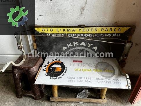 Toyota Corolla Bagaj Menteşesi çıkma parça