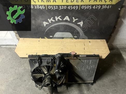 Toyota Corolla Fan Motoru AE101 çıkma parça