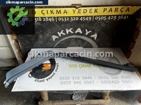 Toyota Corolla Bakalit çıkma parça