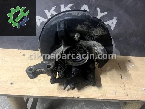 Toyota Corolla Sağ Ön Taşıyıcı çıkma parça