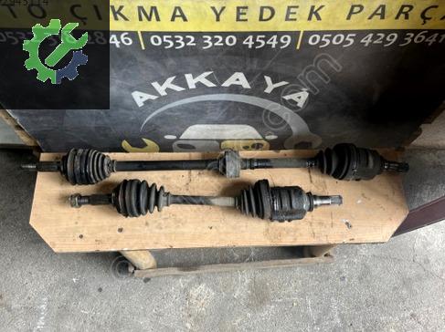 Toyota Corolla Sol Ön Aks AE101 çıkma parça