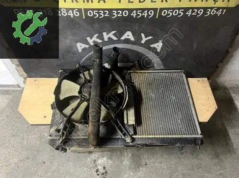Toyota Corolla Su Radyatörü çıkma parça