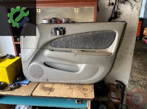 Toyota Corolla Kapı Döşemesi AE111 çıkma parça