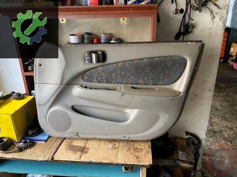 Toyota Corolla Kapı Döşemesi AE111 çıkma parça
