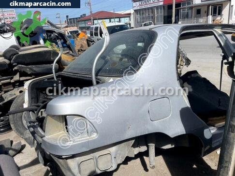 Fiat Albea Sağ Arka Çamurluk çıkma parça