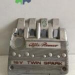 Alfa romeo 156-147 motor üst plastiği