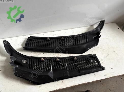 Alfa Romeo 156 Ön Cam Izgarası çıkma parça