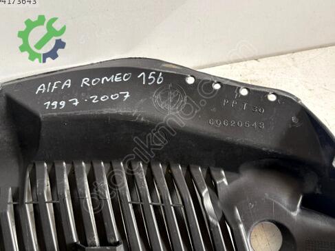 Alfa Romeo 156 Ön Cam Izgarası çıkma parça