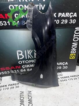 Nissan Almera Çamurluk çıkma parça