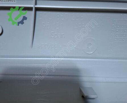 Seat Altea Orta Direk Kaplaması 5P0867233N çıkma parça