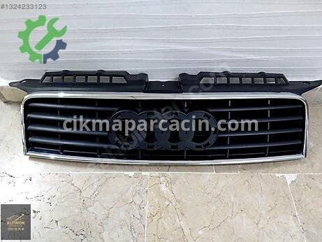 Audi A3 Ön Panjur çıkma parça