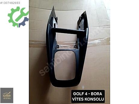 Volkswagen Bora Torpido çıkma parça