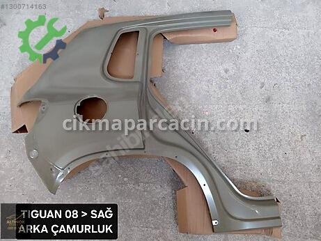 Volkswagen Golf Sağ Arka Çamurluk çıkma parça
