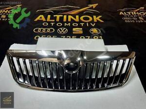 Skoda Octavia 2009-2013 Ön Panjur 1Z0853668A Sıfır