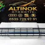Sıfır Orijinal Ön Panjur Volkswagen Transporter 2015-2019 7E5853678A