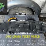 AM51-R01628-AE Ford C-Max Ön Cam Izgarası Alt Braketi Çıkma