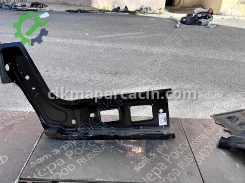 Volkswagen Amarok Çamurluk Sacı 2H0809881 çıkma parça