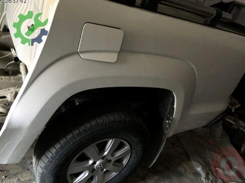 Volkswagen Amarok Çamurluk (Arka) çıkma parça