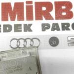 Volkswagen Jetta 2003-2017 Orijinal Çıkma Arka Tavan Lambası 6Q0947291