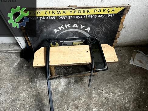 Volkswagen Amarok Sağ Arka Kelebek Camı çıkma parça