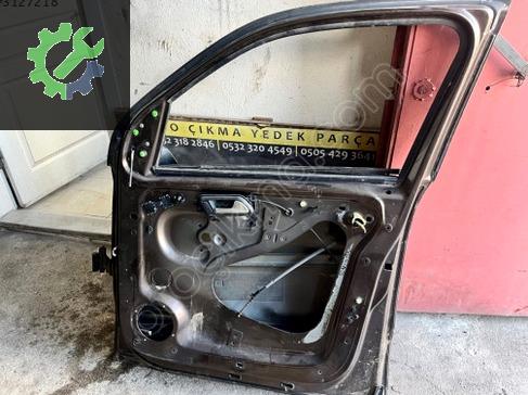 Volkswagen Amarok Sağ Ön Kapı çıkma parça