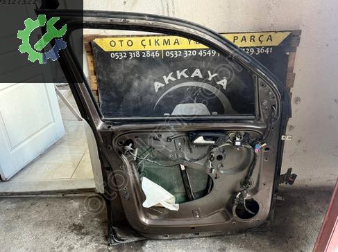 Volkswagen Amarok Sol Ön Kapı çıkma parça