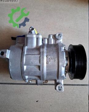 Volkswagen Transporter Klima Kompresörü 7E0820803J çıkma parça