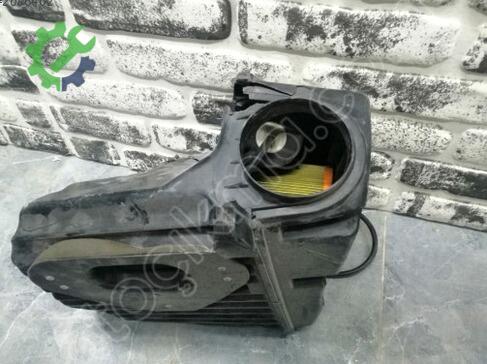Aston Martin DBS Hava Filtresi Kutusu 8D33-9600-BA çıkma parça