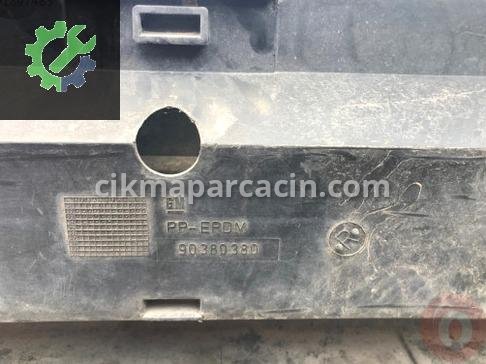 Opel Astra Arka Tampon çıkma parça