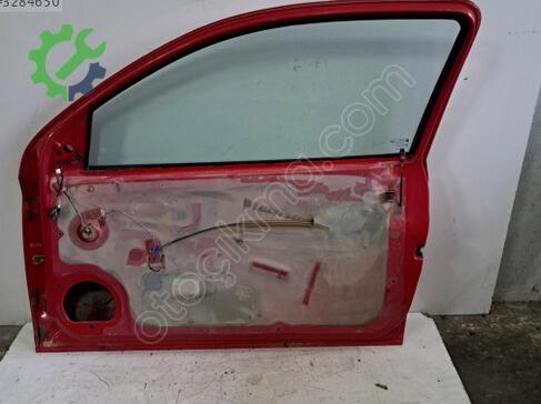 Opel Astra Sağ Ön Kapı çıkma parça