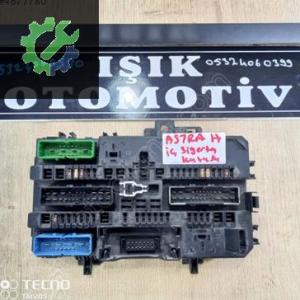 ASTRA H İÇ SİGORTA KUTUSU 5DK008669-30