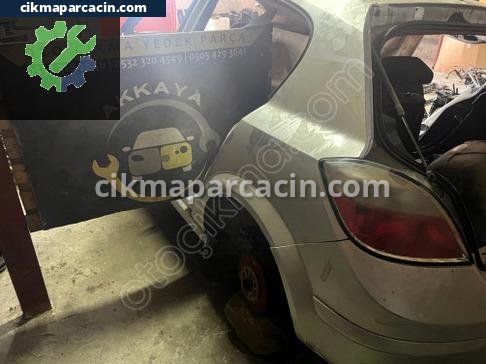 Opel Astra Komple Arka çıkma parça