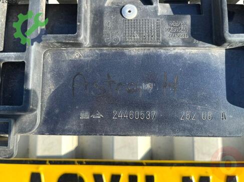 Opel Astra Ön Tampon Demiri 24460537 çıkma parça