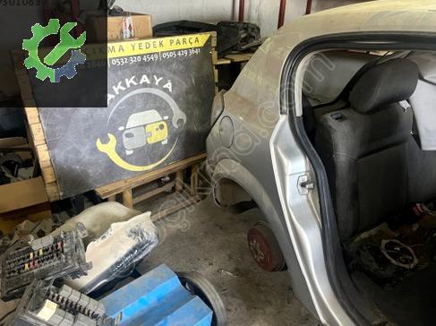 Opel Astra Sağ Arka Çamurluk çıkma parça