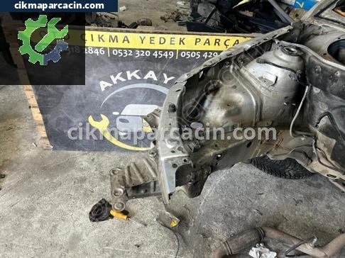 Opel Astra Sağ Ön Taşıyıcı çıkma parça