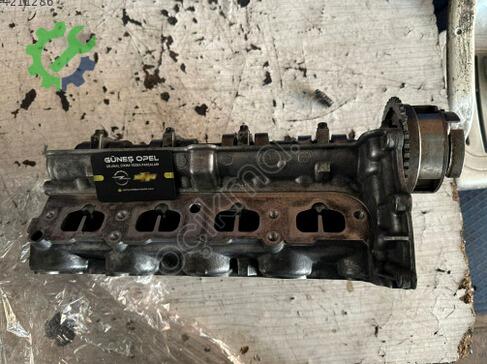 Opel Astra Silindir Kapağı 55562229 çıkma parça