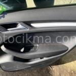 Audi A3 15-18 Sağ arka kapı döşemesi hatasız orjinal çıkma