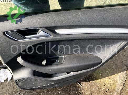 Audi A3 Kapı Döşemesi çıkma parça