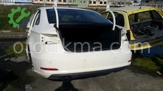 Audi A3 Sol Arka Çamurluk çıkma parça