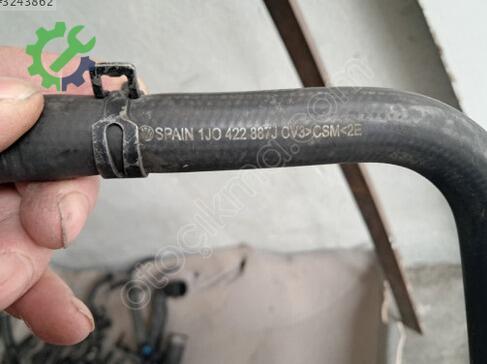Audi A3 Radyatör Hortumu çıkma parça