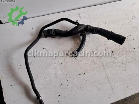 Audi A3 Radyatör Hortumu çıkma parça