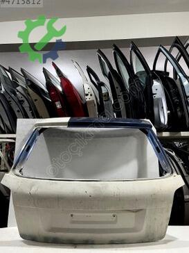 Audi A3 Bagaj Kapağı çıkma parça