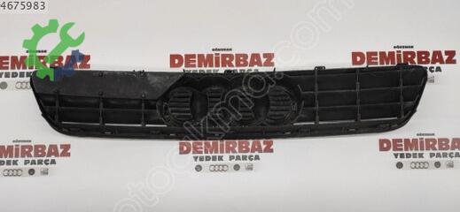 Audi A3 Panjur 8L0807683 çıkma parça