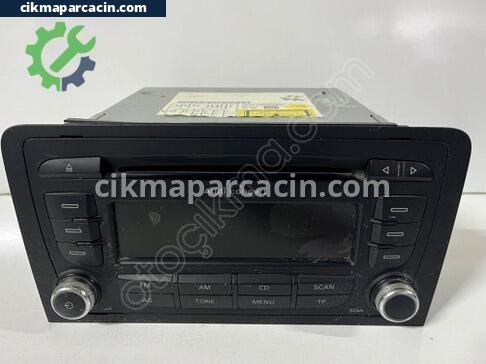 Audi A3 Teyp çıkma parça
